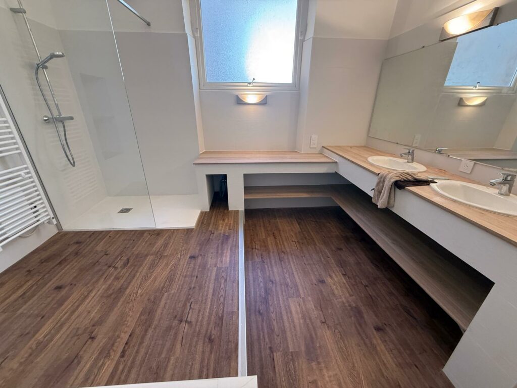 Rue de Metz Salle de bains – Rénovation Salle de bains · Rue de Metz Toulouse (photo 12)